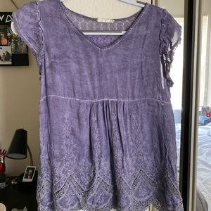 Lilac flowy top